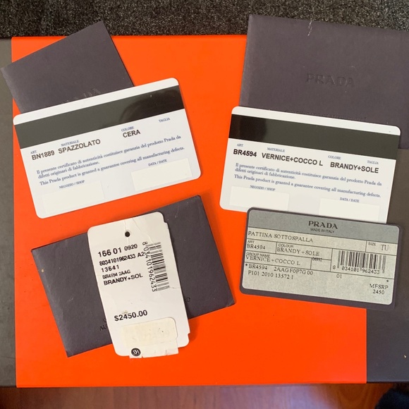 Prada Pattina Sottospalla Patent Leather Bag - Picture 10 of 10